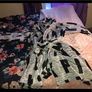Pink Vs Fluffy bathrobe NWT